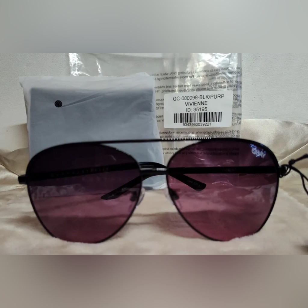 Quay Vivienne Aviator Sunglasses Black FramePurple Lenses Brand New